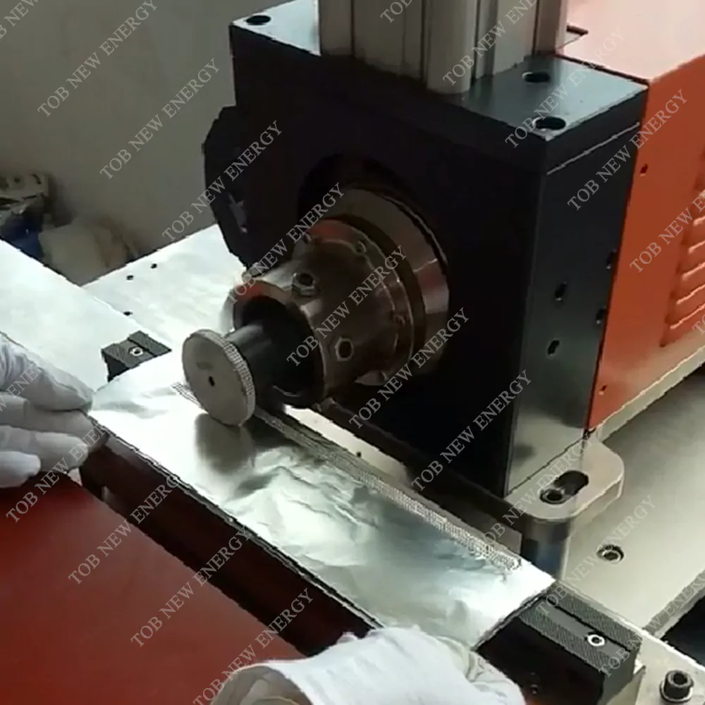 Ultrasonic Metal Rolling Welding Machine