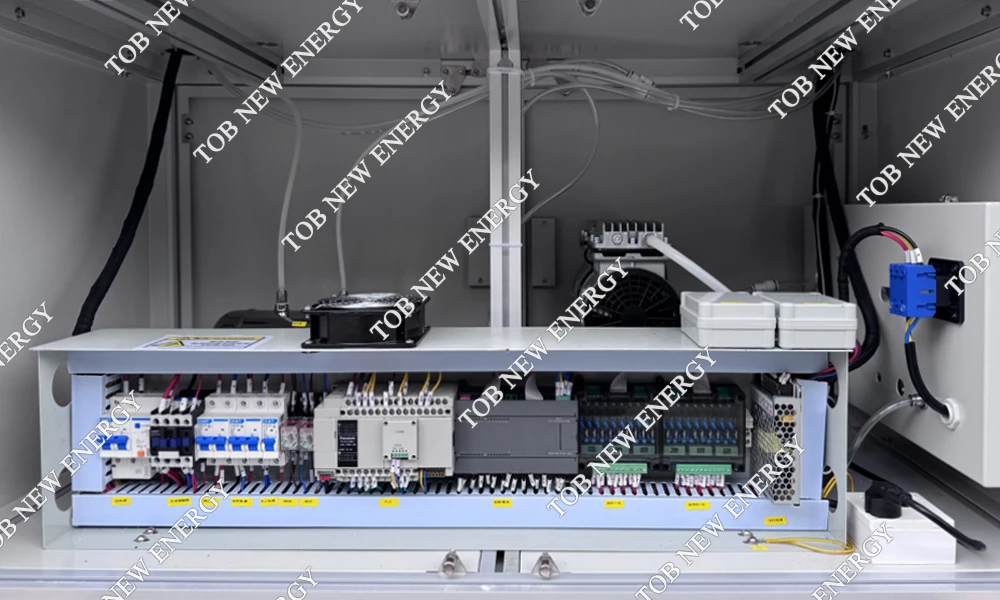 8-Channels Negative Pressure Formation Machine for Prismatic Cell
